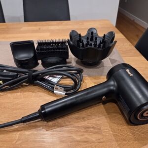 Shark Black Hair Dryer Set with Attachments